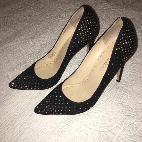 Enzo Angiolini Shoes - Black and gold pumps